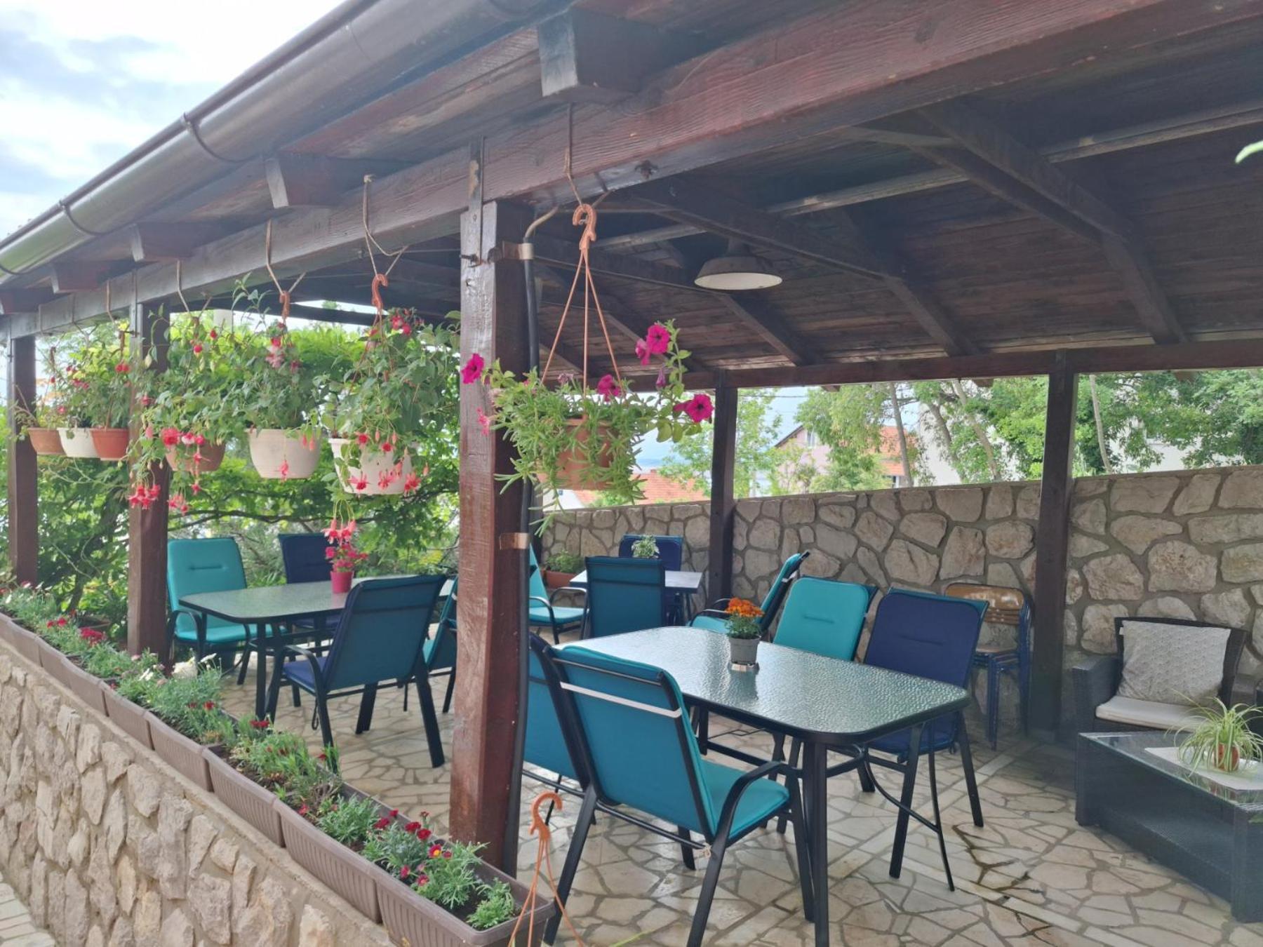 דראמליי Guest House Djurdjica מראה חיצוני תמונה