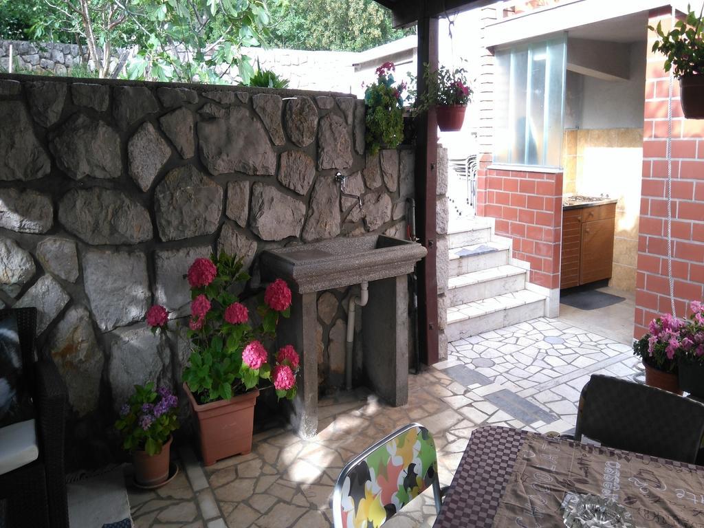 דראמליי Guest House Djurdjica מראה חיצוני תמונה