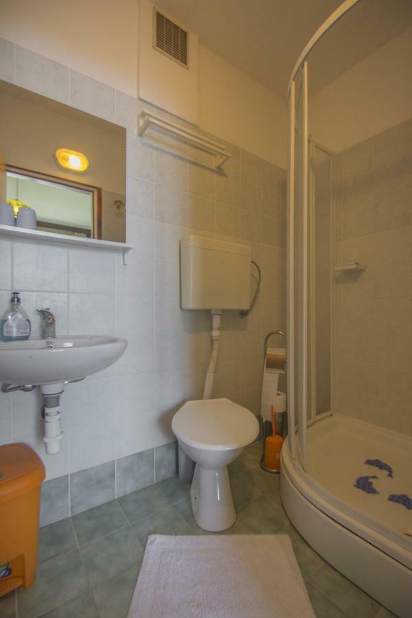 דראמליי Guest House Djurdjica מראה חיצוני תמונה