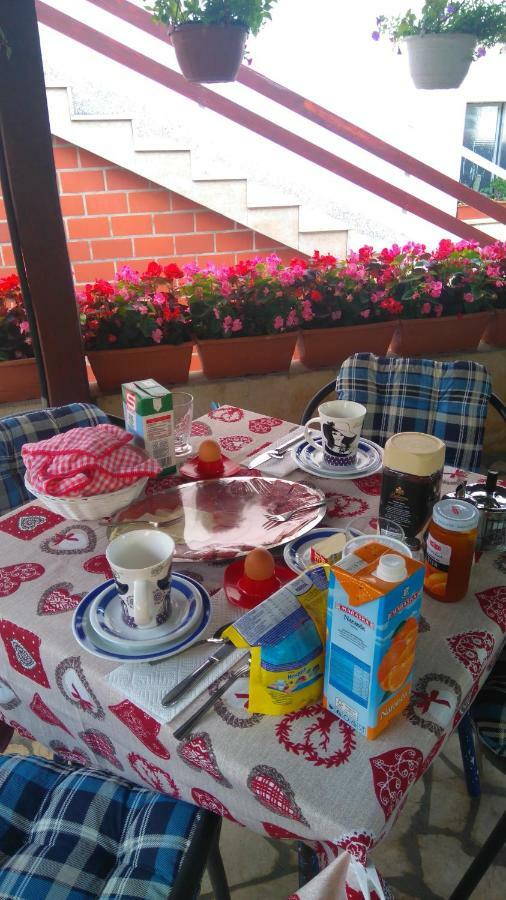 דראמליי Guest House Djurdjica מראה חיצוני תמונה