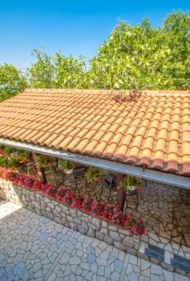 דראמליי Guest House Djurdjica מראה חיצוני תמונה
